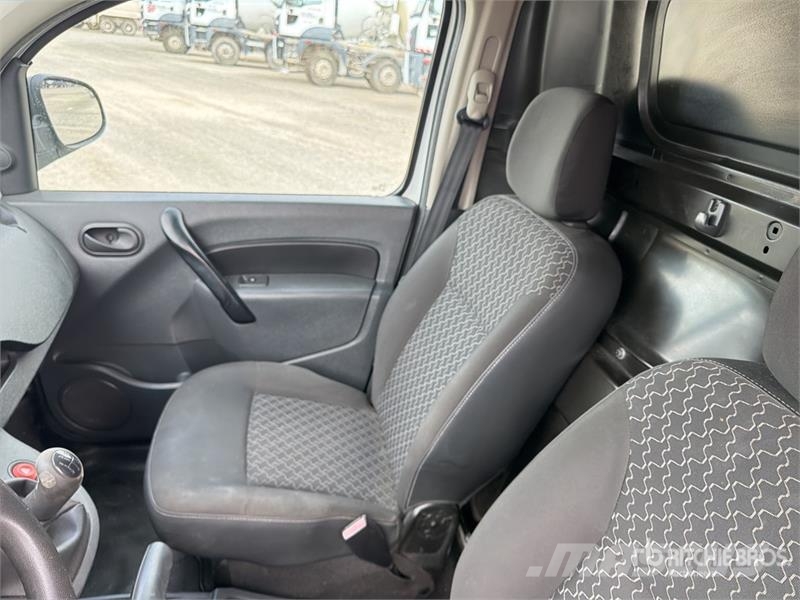 Renault Kangoo Cargo Van Panel vans