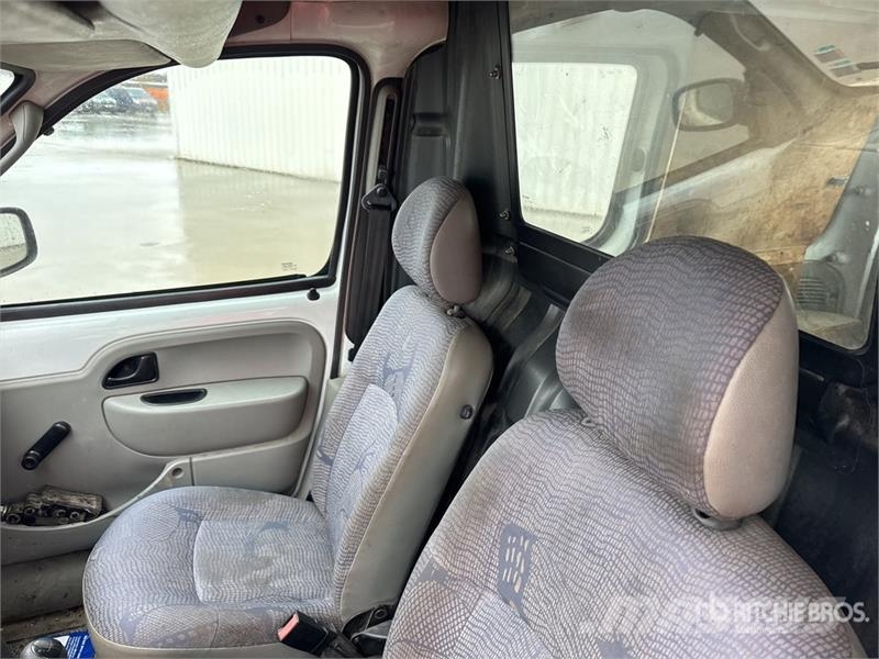 Renault Kangoo dCi 70 Vehicule Utilitaire Cargo Van (Inope Gesloten bedrijfswagens