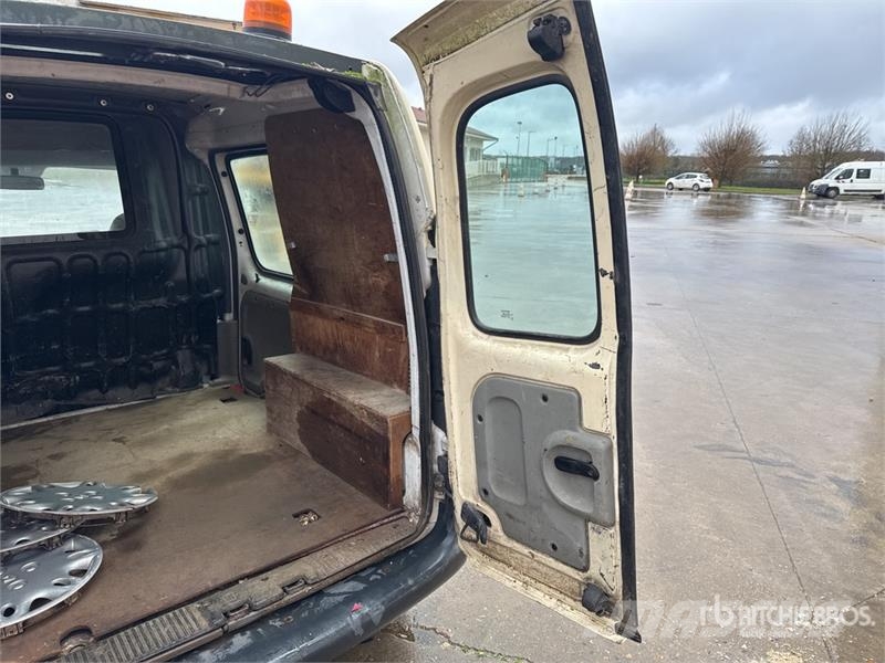 Renault Kangoo dCi 70 Vehicule Utilitaire Cargo Van (Inope Gesloten bedrijfswagens