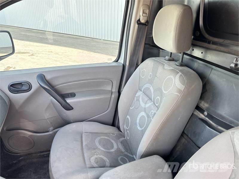 Renault Kangoo Extra Vehicule Utilitaire Cargo Van Kaubikud