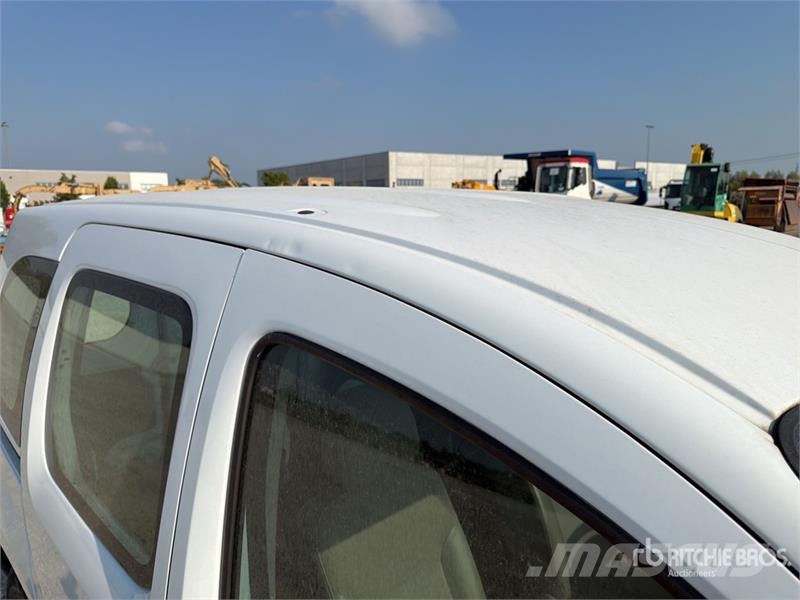 Renault Kangoo Van Truck Camiones caja cerrada