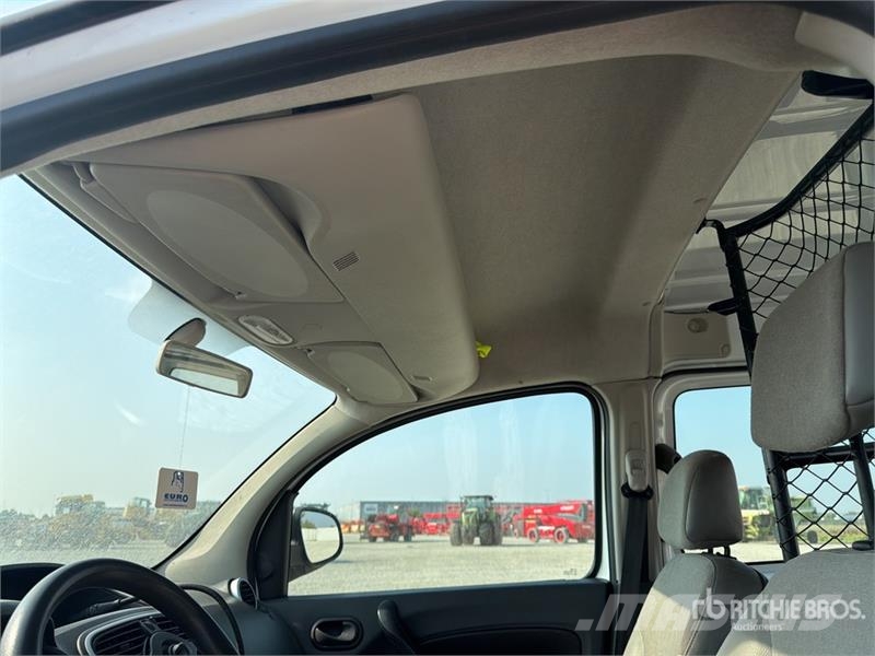 Renault Kangoo Van Truck Camiones caja cerrada