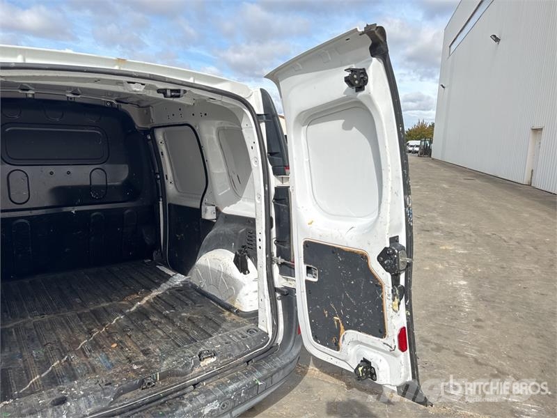 Renault Kangoo Vehicule Utilitaire Cargo Van Kaubikud
