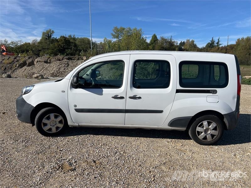 Renault Kangoo ZE Vehicule Utilitaire Cargo Van Dostavna vozila / kombiji