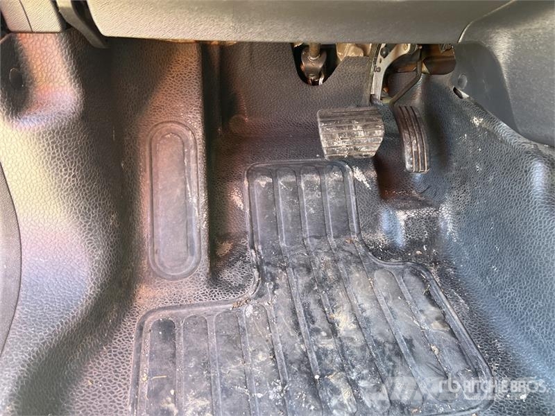 Renault Kangoo ZE Vehicule Utilitaire Cargo Van Dostavna vozila / kombiji