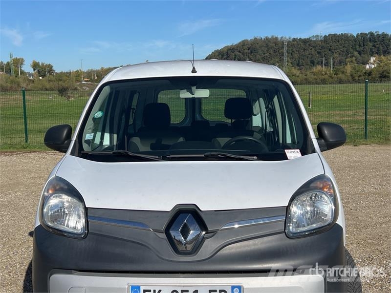 Renault Kangoo ZE Vehicule Utilitaire Cargo Van Dostavna vozila / kombiji
