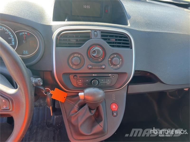 Renault Kangoo ZE Vehicule Utilitaire Cargo Van Dostavna vozila / kombiji