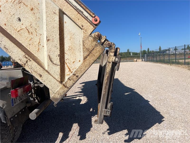 Renault Kerax 380 DXI 8x4 Camion Benne T/A Dump Truck 덤프 트럭