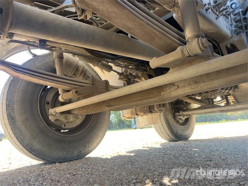 Renault Kerax 380 DXI 8x4 Camion Benne T/A Dump Truck 덤프 트럭