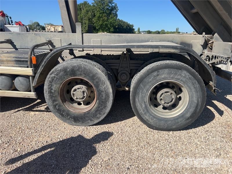Renault Kerax 380 DXI 8x4 Camion Benne T/A Dump Truck 덤프 트럭