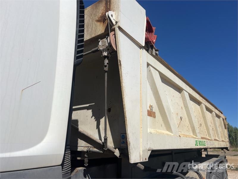 Renault Kerax 380 DXI 8x4 Camion Benne T/A Dump Truck 덤프 트럭