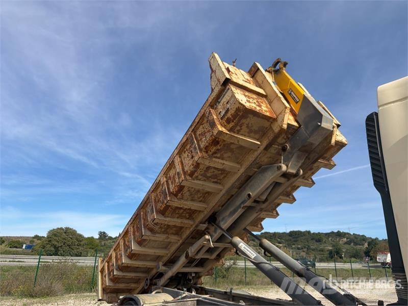 Renault Kerax 380dci 4x2 Camion Amplirol Roll-Off Truck شاحنات لوادر
