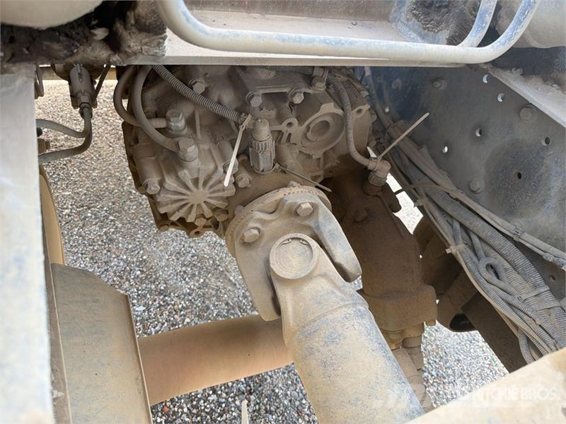 Renault Kerax 380dci 4x2 Camion Amplirol Roll-Off Truck شاحنات لوادر