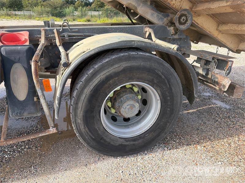 Renault Kerax 380dci 4x2 Camion Amplirol Roll-Off Truck شاحنات لوادر