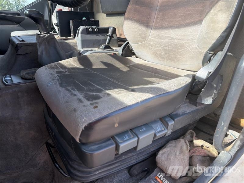 Renault Kerax 380dci 4x2 Camion Amplirol Roll-Off Truck شاحنات لوادر