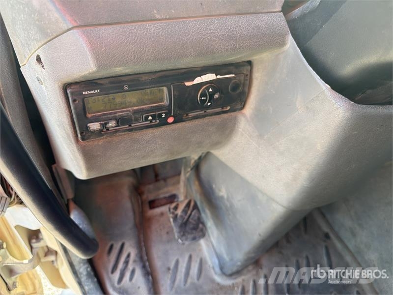 Renault Kerax 380dci 4x2 Camion Amplirol Roll-Off Truck شاحنات لوادر