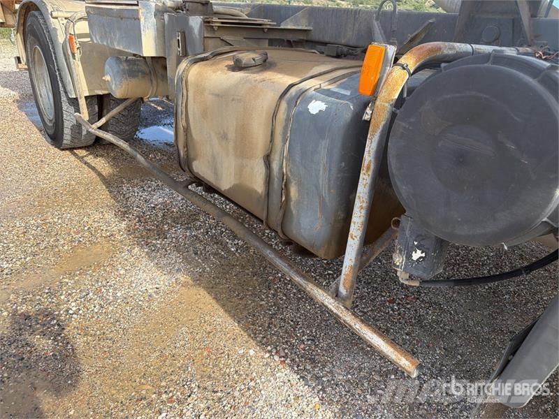 Renault Kerax 380dci 4x2 Camion Amplirol Roll-Off Truck شاحنات لوادر