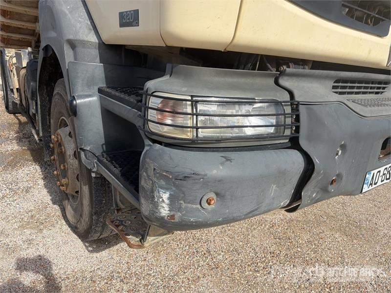 Renault Kerax 380dci 4x2 Camion Amplirol Roll-Off Truck شاحنات لوادر