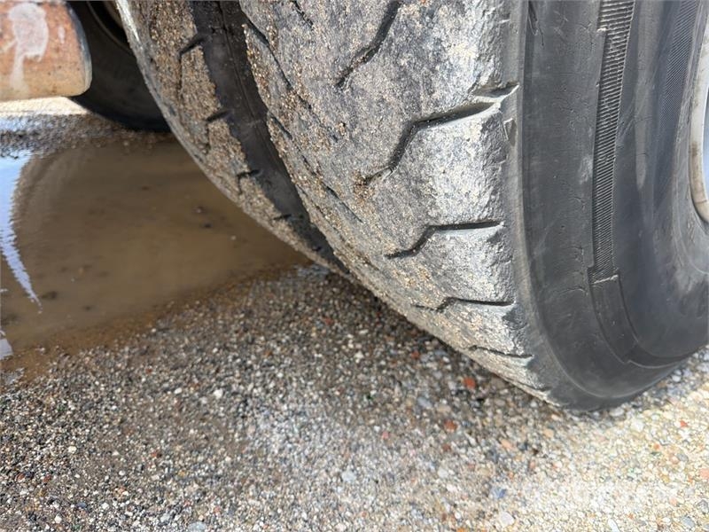Renault Kerax 380dci 4x2 Camion Amplirol Roll-Off Truck شاحنات لوادر