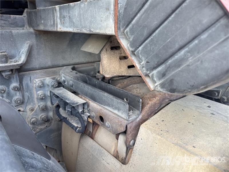 Renault KERAX 450 DXi 8x4 Twin-Steer Camion Benne Tri/A Du Tipper trucks