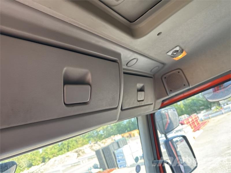 Renault KERAX 450 DXi 8x4 Twin-Steer Camion Benne Tri/A Du Tipper trucks