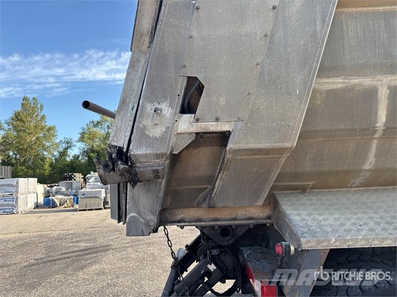 Renault KERAX 450 DXi 8x4 Twin-Steer Camion Benne Tri/A Du Tipper trucks