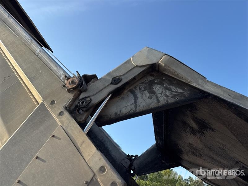 Renault KERAX 450 DXi 8x4 Twin-Steer Camion Benne Tri/A Du Tipper trucks