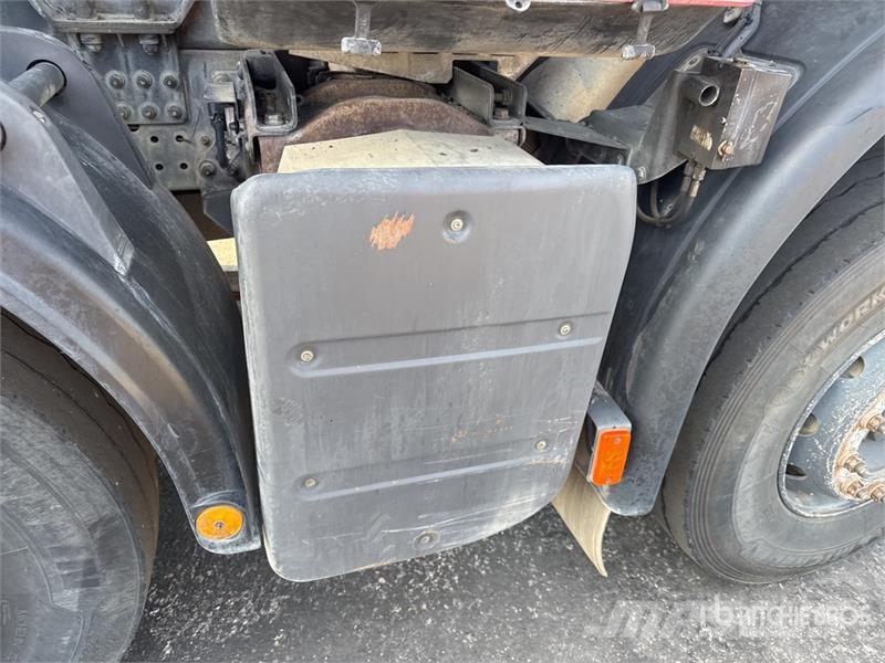 Renault KERAX 450 DXi 8x4 Twin-Steer Camion Benne Tri/A Du Tipper trucks