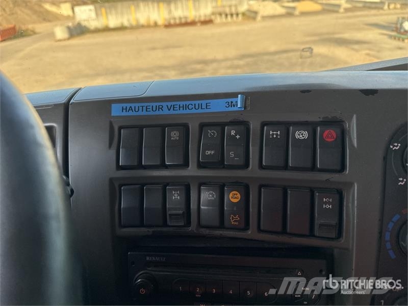 Renault KERAX 450 DXi 8x4 Twin-Steer Camion Benne Tri/A Du Tipper trucks