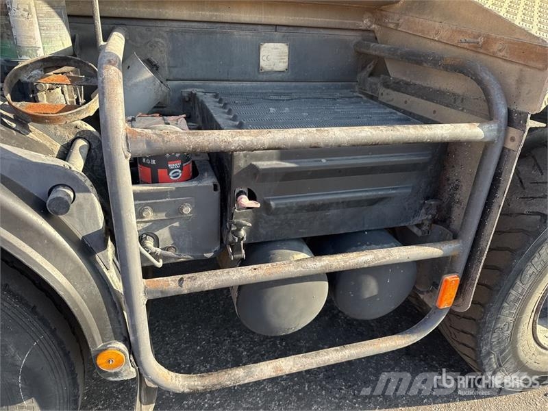 Renault KERAX 450 DXi 8x4 Twin-Steer Camion Benne Tri/A Du Tipper trucks