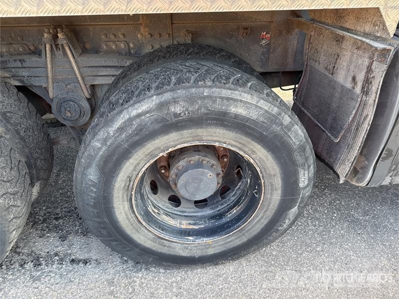 Renault KERAX 450 DXi 8x4 Twin-Steer Camion Benne Tri/A Du Tipper trucks