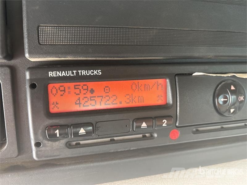 Renault Kerax 500DXI 8x4 Twin-Steer T/A Dump Truck Pašizgāzējs