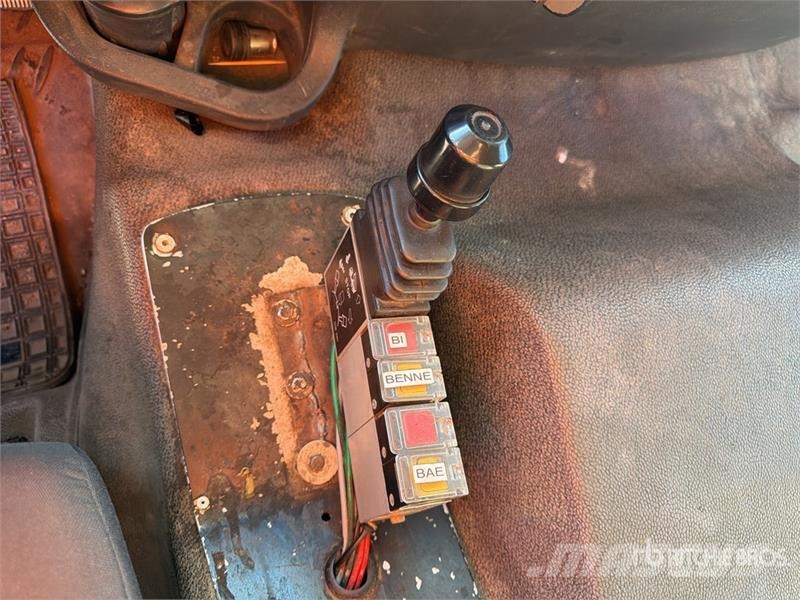 Renault Kerax460DXI 6x4 Camion Benne T/A Dump Truck Kiper tovornjaki