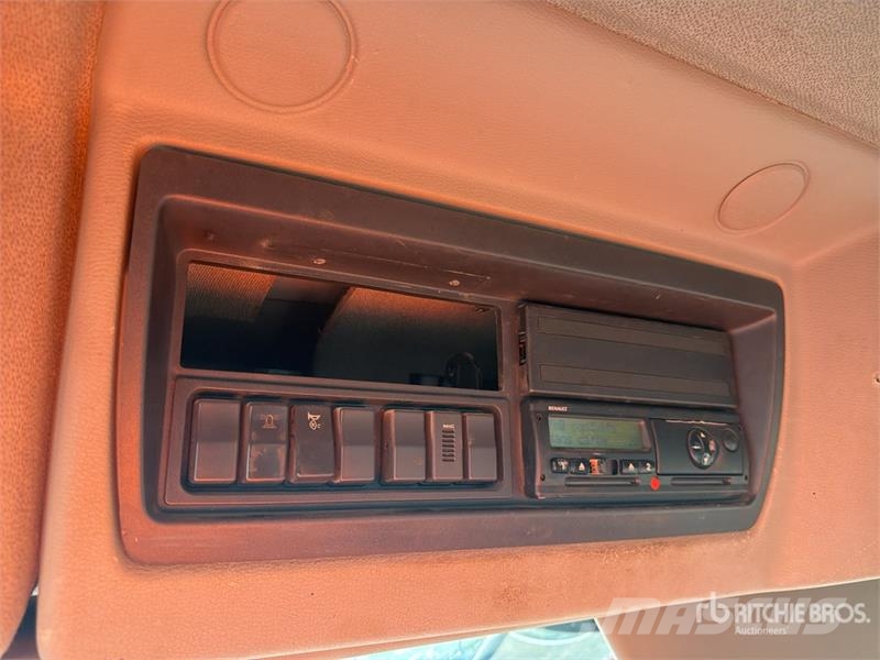 Renault Kerax460DXI 6x4 Camion Benne T/A Dump Truck Kiper tovornjaki
