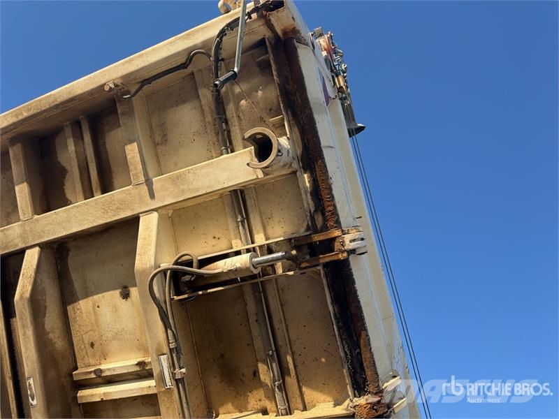Renault Kerax460DXI 6x4 Camion Benne T/A Dump Truck Kiper tovornjaki