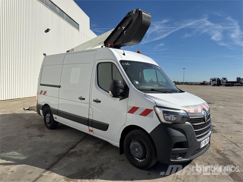 Renault Klubb KL32 10.5 m on Renault Master Camion Nacelle Plataformas sobre camión