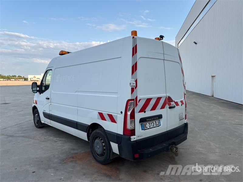 Renault L2H2 TP3 Vehicule Utilitaire Cargo Van Dostavna vozila / kombiji