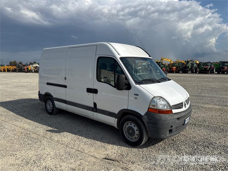 Renault Master مركبات الأغراض العامة