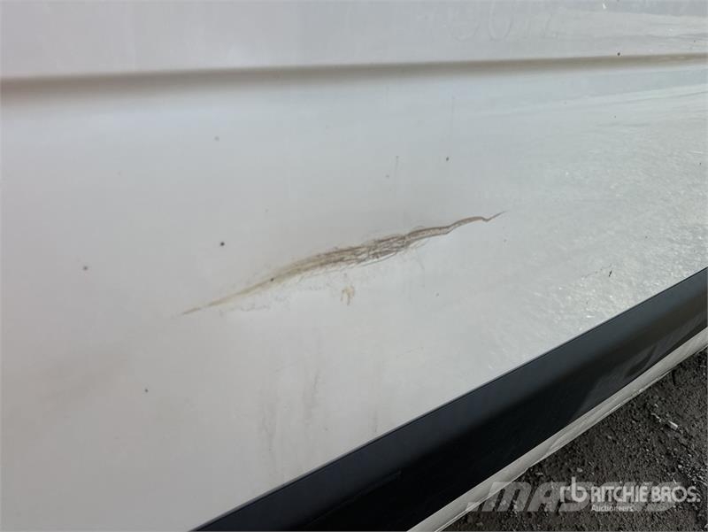 Renault Master 廂式貨物運輸車