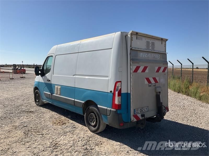 Renault Master Box trucks
