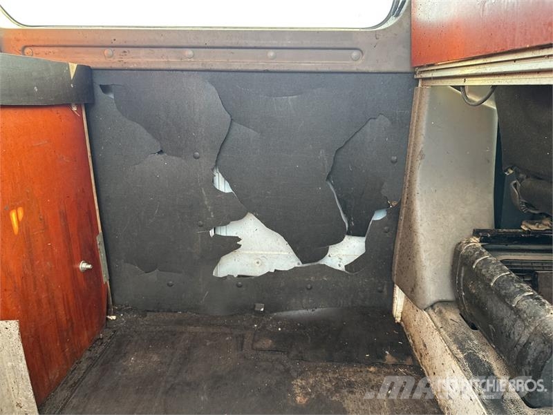 Renault Master 廂式貨物運輸車