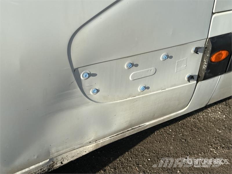 Renault Master 廂式貨物運輸車