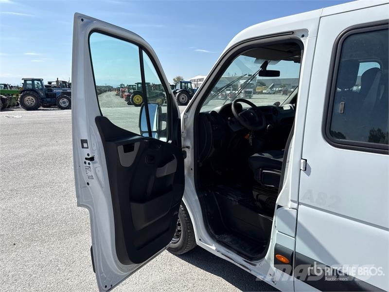 Renault Master Вантажівки-платформи/бокове розвантаження