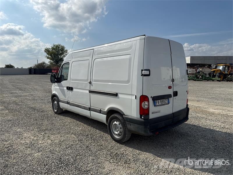Renault Master مركبات الأغراض العامة
