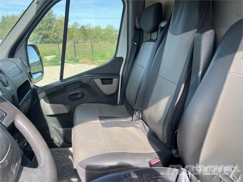 Renault Master Κλούβες με συρόμενες πόρτες
