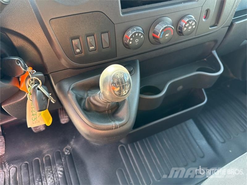 Renault Master Вантажівки-платформи/бокове розвантаження