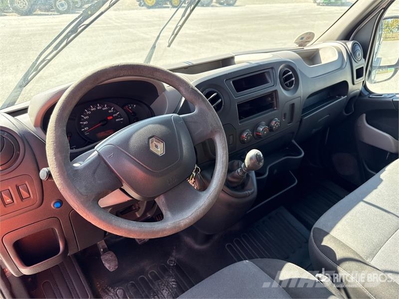 Renault Master Вантажівки-платформи/бокове розвантаження