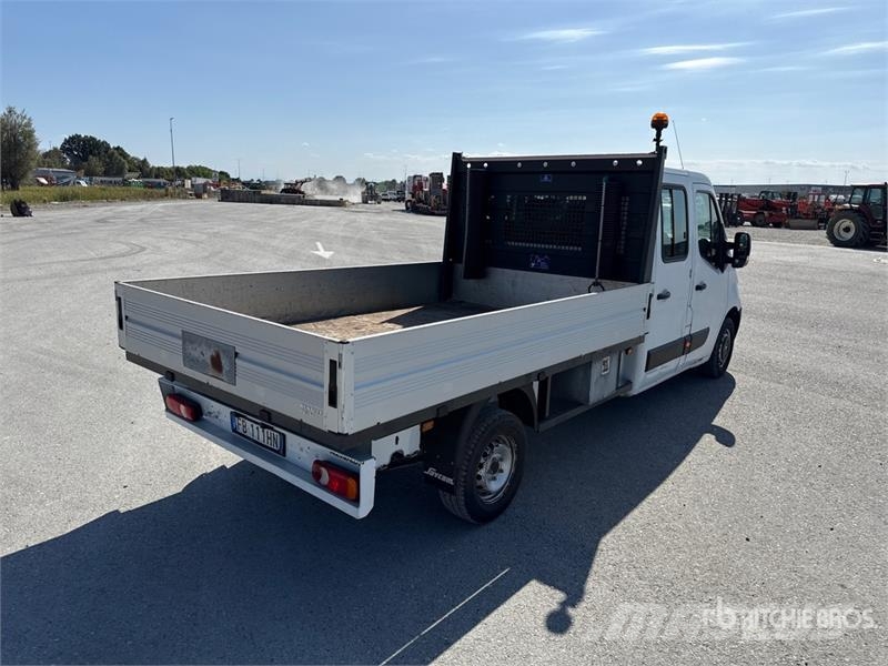 Renault Master Вантажівки-платформи/бокове розвантаження