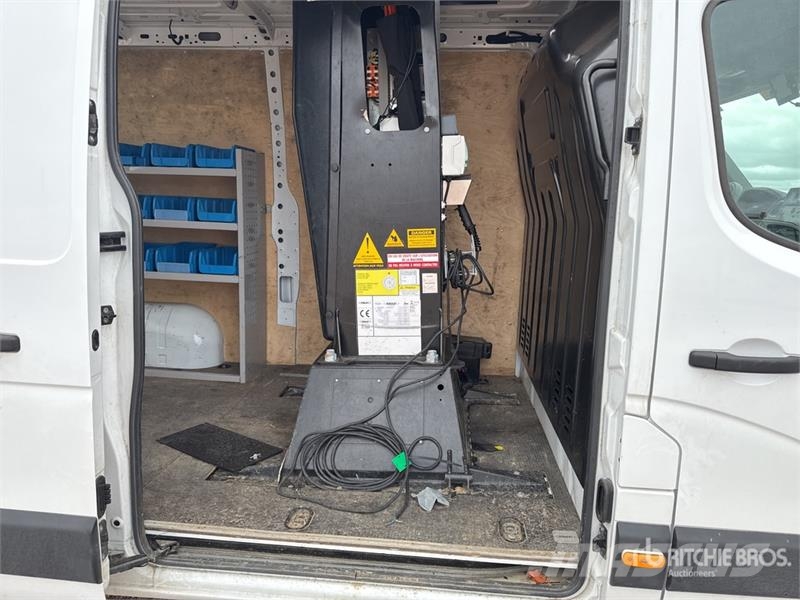 Renault Master Auto korpe