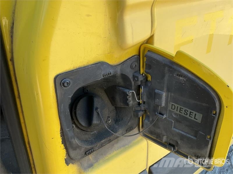 Renault Master شاحنة مقفلة